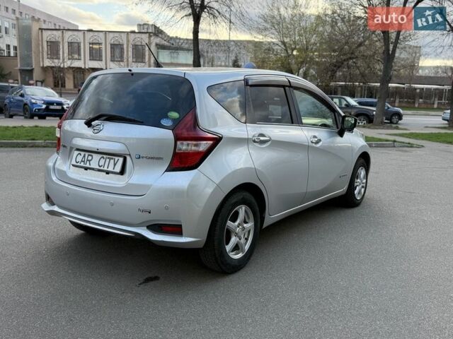 Белый Ниссан Ноут, объемом двигателя 1.2 л и пробегом 96 тыс. км за 12700 $, фото 4 на Automoto.ua