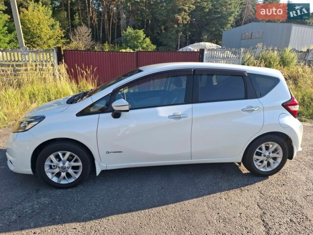Белый Ниссан Ноут, объемом двигателя 1.2 л и пробегом 64 тыс. км за 11900 $, фото 2 на Automoto.ua
