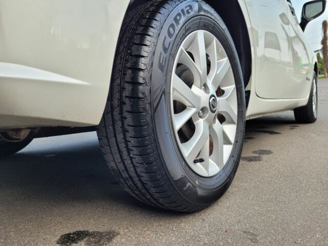 Білий Ніссан Ноут, об'ємом двигуна 1.2 л та пробігом 85 тис. км за 12650 $, фото 10 на Automoto.ua