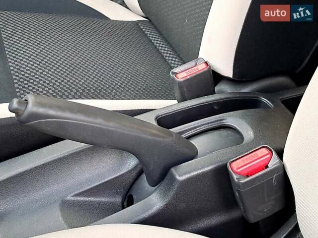 Ниссан Ноут 2019 в Одессе на Automoto.ua Белый Ниссан Ноут, объемом двигателя 1.2 л и пробегом 116 тыс. км за 12999 $, фото 29 на Automoto.ua