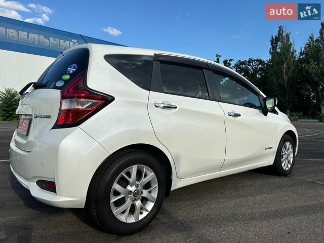 Белый Ниссан Ноут, объемом двигателя 1.2 л и пробегом 54 тыс. км за 12999 $, фото 14 на Automoto.ua