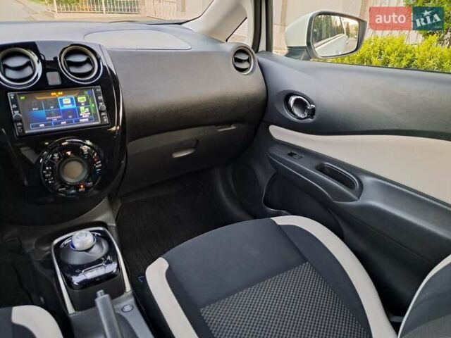 Ниссан Ноут 2019 в Одессе на Automoto.ua Белый Ниссан Ноут, объемом двигателя 1.2 л и пробегом 116 тыс. км за 12999 $, фото 32 на Automoto.ua