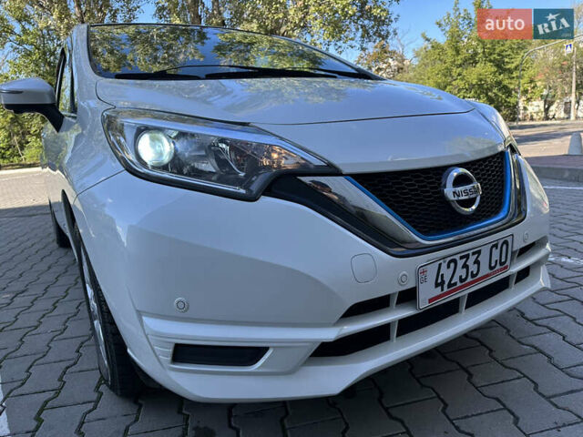 Белый Ниссан Ноут, объемом двигателя 1.2 л и пробегом 52 тыс. км за 12600 $, фото 44 на Automoto.ua
