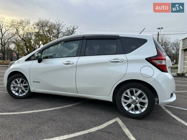 Белый Ниссан Ноут, объемом двигателя 1.2 л и пробегом 52 тыс. км за 12600 $, фото 21 на Automoto.ua