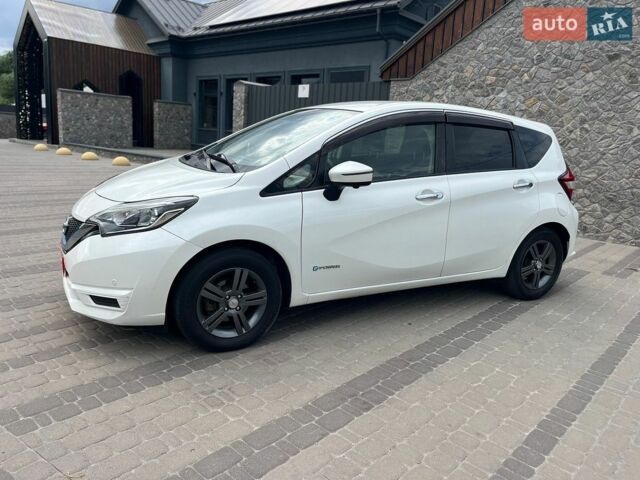 Белый Ниссан Ноут, объемом двигателя 1.2 л и пробегом 36 тыс. км за 11200 $, фото 14 на Automoto.ua