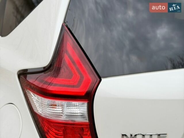 Белый Ниссан Ноут, объемом двигателя 1.2 л и пробегом 117 тыс. км за 12800 $, фото 20 на Automoto.ua
