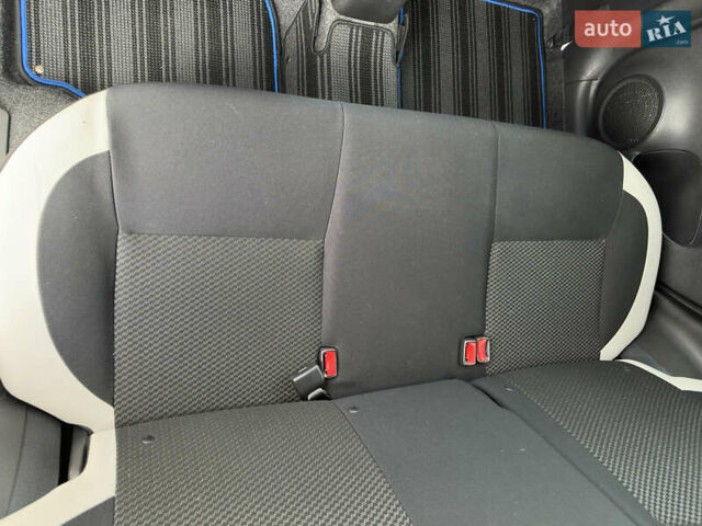 Белый Ниссан Ноут, объемом двигателя 1.2 л и пробегом 38 тыс. км за 12900 $, фото 43 на Automoto.ua