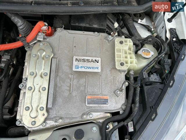 Білий Ніссан Ноут, об'ємом двигуна 1.2 л та пробігом 57 тис. км за 12700 $, фото 62 на Automoto.ua