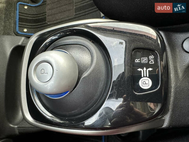 Белый Ниссан Ноут, объемом двигателя 1.2 л и пробегом 38 тыс. км за 12900 $, фото 30 на Automoto.ua