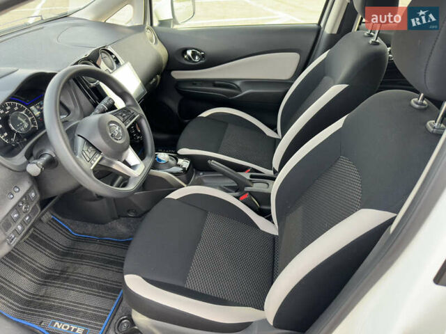 Белый Ниссан Ноут, объемом двигателя 1.2 л и пробегом 38 тыс. км за 12900 $, фото 32 на Automoto.ua