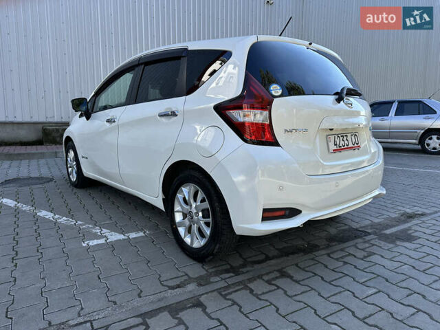 Белый Ниссан Ноут, объемом двигателя 1.2 л и пробегом 52 тыс. км за 12600 $, фото 16 на Automoto.ua
