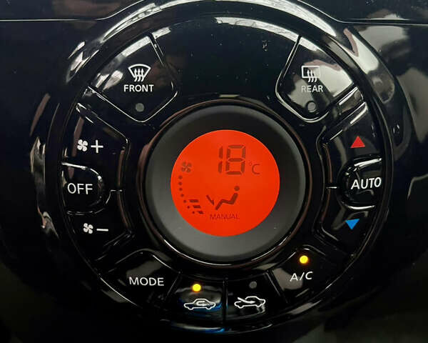 Білий Ніссан Ноут, об'ємом двигуна 1.2 л та пробігом 47 тис. км за 11999 $, фото 99 на Automoto.ua