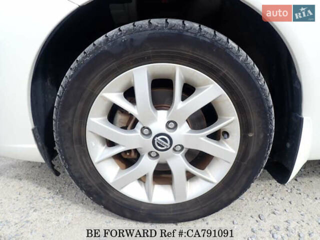 Білий Ніссан Ноут, об'ємом двигуна 1.2 л та пробігом 85 тис. км за 12700 $, фото 8 на Automoto.ua