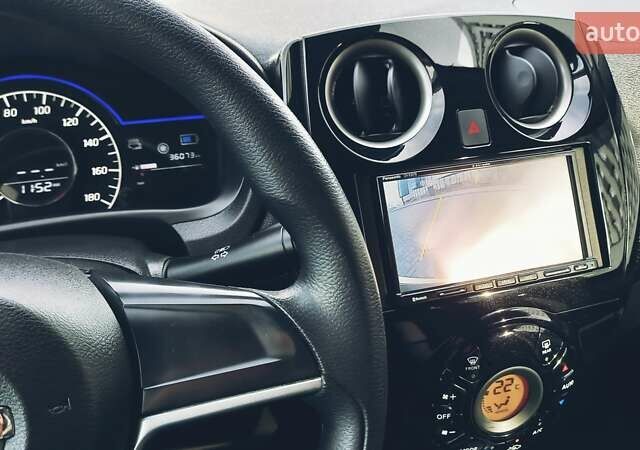 Білий Ніссан Ноут, об'ємом двигуна 1.2 л та пробігом 36 тис. км за 13200 $, фото 14 на Automoto.ua