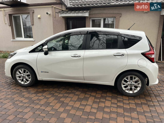 Білий Ніссан Ноут, об'ємом двигуна 1.2 л та пробігом 47 тис. км за 11999 $, фото 27 на Automoto.ua