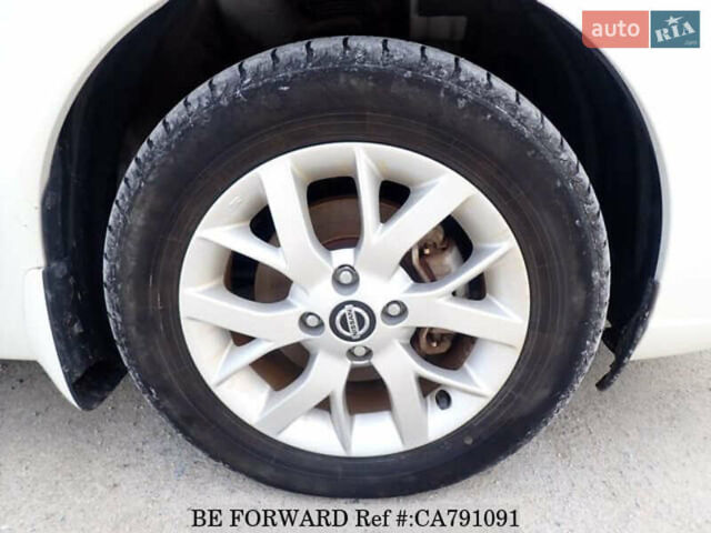 Білий Ніссан Ноут, об'ємом двигуна 1.2 л та пробігом 85 тис. км за 12700 $, фото 11 на Automoto.ua