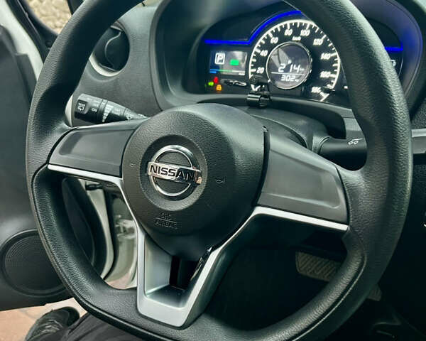 Білий Ніссан Ноут, об'ємом двигуна 1.2 л та пробігом 47 тис. км за 11999 $, фото 103 на Automoto.ua