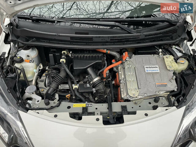 Білий Ніссан Ноут, об'ємом двигуна 1.2 л та пробігом 47 тис. км за 11999 $, фото 109 на Automoto.ua