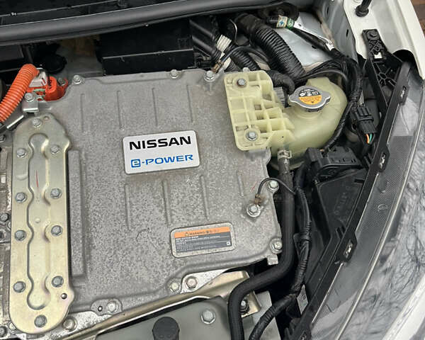 Білий Ніссан Ноут, об'ємом двигуна 1.2 л та пробігом 47 тис. км за 11999 $, фото 111 на Automoto.ua