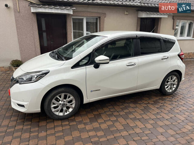 Білий Ніссан Ноут, об'ємом двигуна 1.2 л та пробігом 47 тис. км за 11999 $, фото 24 на Automoto.ua