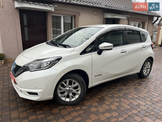 Білий Ніссан Ноут, об'ємом двигуна 1.2 л та пробігом 47 тис. км за 11999 $, фото 23 на Automoto.ua