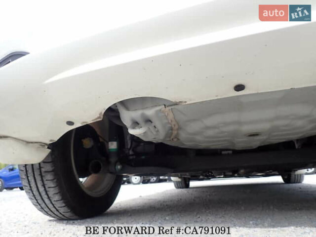 Білий Ніссан Ноут, об'ємом двигуна 1.2 л та пробігом 85 тис. км за 12700 $, фото 14 на Automoto.ua