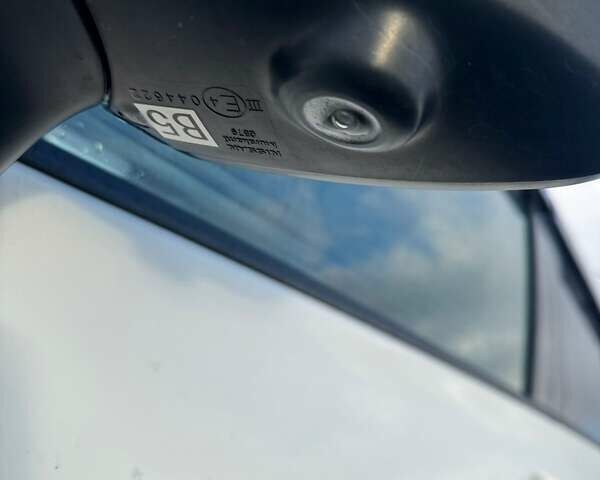 Білий Ніссан Ноут, об'ємом двигуна 1.2 л та пробігом 54 тис. км за 12999 $, фото 12 на Automoto.ua