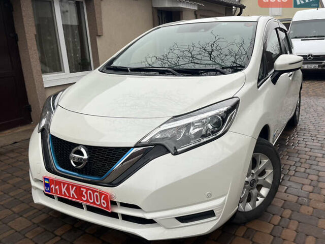 Білий Ніссан Ноут, об'ємом двигуна 1.2 л та пробігом 47 тис. км за 11999 $, фото 13 на Automoto.ua