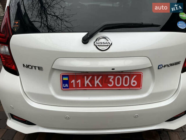 Білий Ніссан Ноут, об'ємом двигуна 1.2 л та пробігом 47 тис. км за 11999 $, фото 40 на Automoto.ua
