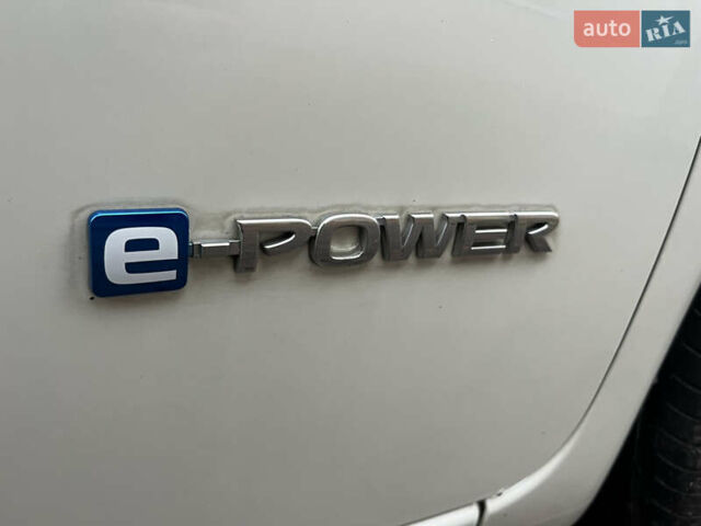 Білий Ніссан Ноут, об'ємом двигуна 1.2 л та пробігом 47 тис. км за 11999 $, фото 126 на Automoto.ua