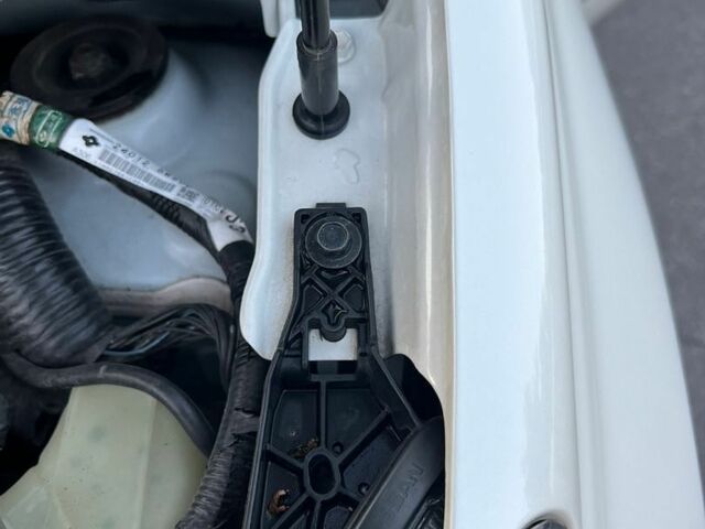 Білий Ніссан Ноут, об'ємом двигуна 1.2 л та пробігом 57 тис. км за 11800 $, фото 37 на Automoto.ua