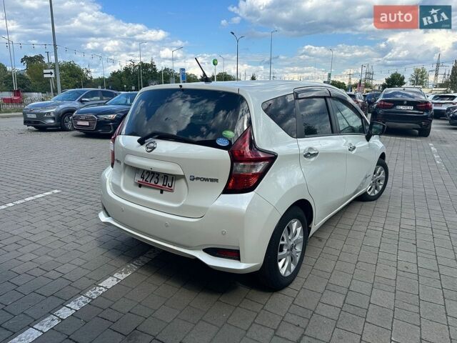 Білий Ніссан Ноут, об'ємом двигуна 0 л та пробігом 61 тис. км за 12900 $, фото 2 на Automoto.ua