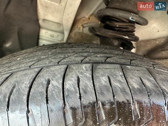 Белый Ниссан Ноут, объемом двигателя 1.2 л и пробегом 125 тыс. км за 13900 $, фото 38 на Automoto.ua