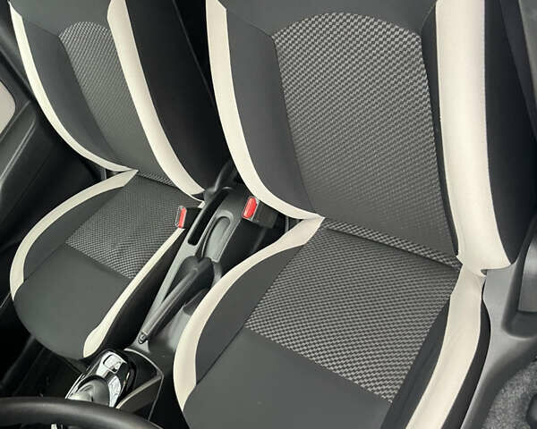 Білий Ніссан Ноут, об'ємом двигуна 1.2 л та пробігом 47 тис. км за 11999 $, фото 77 на Automoto.ua