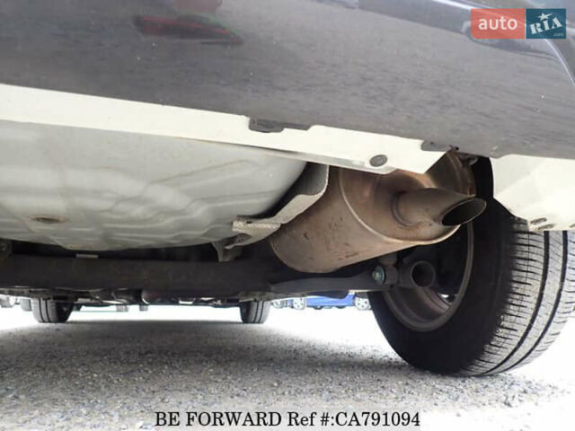 Білий Ніссан Ноут, об'ємом двигуна 1.2 л та пробігом 56 тис. км за 12900 $, фото 18 на Automoto.ua