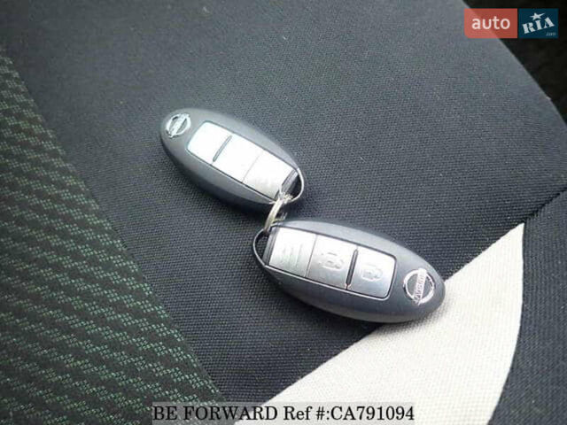 Білий Ніссан Ноут, об'ємом двигуна 1.2 л та пробігом 58 тис. км за 13100 $, фото 35 на Automoto.ua