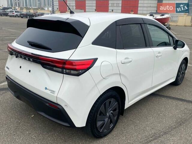 Білий Ніссан Ноут, об'ємом двигуна 1.2 л та пробігом 42 тис. км за 16200 $, фото 7 на Automoto.ua