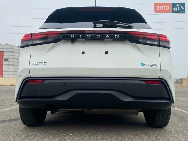 Білий Ніссан Ноут, об'ємом двигуна 1.2 л та пробігом 42 тис. км за 16200 $, фото 3 на Automoto.ua