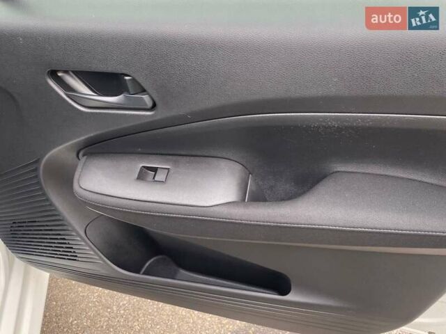 Білий Ніссан Ноут, об'ємом двигуна 1.2 л та пробігом 42 тис. км за 16200 $, фото 15 на Automoto.ua