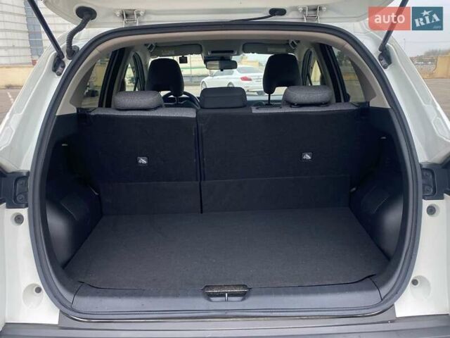 Білий Ніссан Ноут, об'ємом двигуна 1.2 л та пробігом 42 тис. км за 16200 $, фото 8 на Automoto.ua