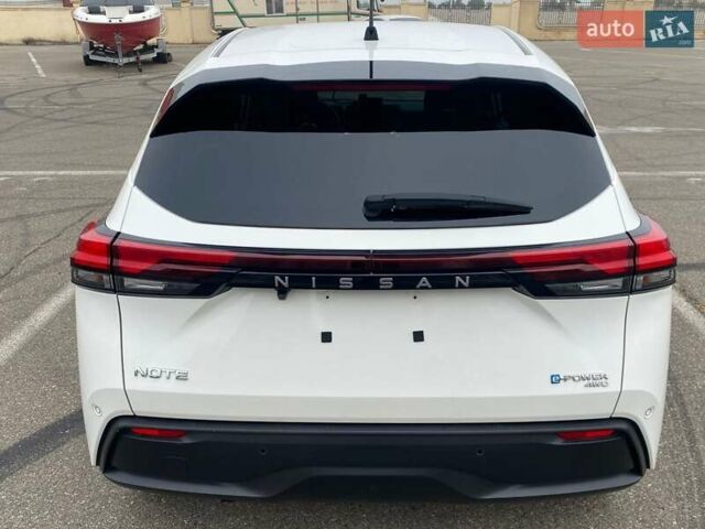 Білий Ніссан Ноут, об'ємом двигуна 1.2 л та пробігом 42 тис. км за 16200 $, фото 10 на Automoto.ua