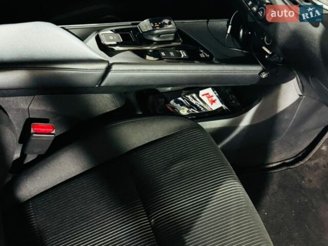 Белый Ниссан Ноут, объемом двигателя 1.2 л и пробегом 32 тыс. км за 19800 $, фото 27 на Automoto.ua