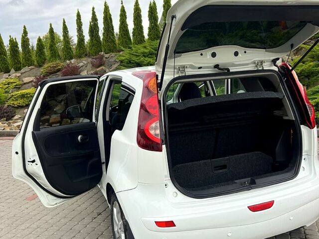 Білий Ніссан Ноут, об'ємом двигуна 1.5 л та пробігом 225 тис. км за 6100 $, фото 7 на Automoto.ua