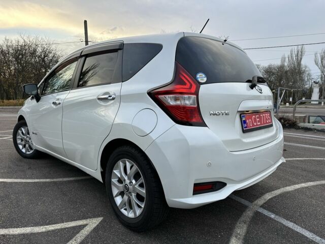Белый Ниссан Ноут, объемом двигателя 1.2 л и пробегом 52 тыс. км за 12600 $, фото 11 на Automoto.ua