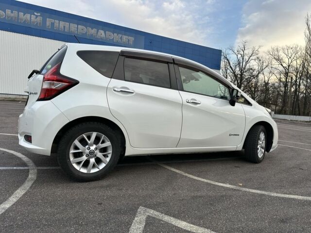 Белый Ниссан Ноут, объемом двигателя 1.2 л и пробегом 52 тыс. км за 12600 $, фото 5 на Automoto.ua