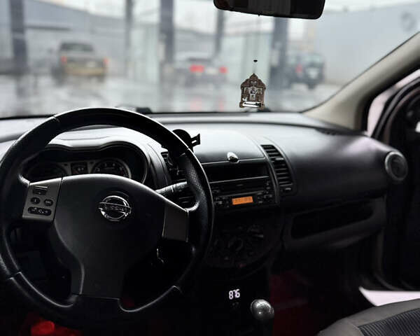 Бежевый Ниссан Ноут, объемом двигателя 1.46 л и пробегом 270 тыс. км за 5800 $, фото 13 на Automoto.ua