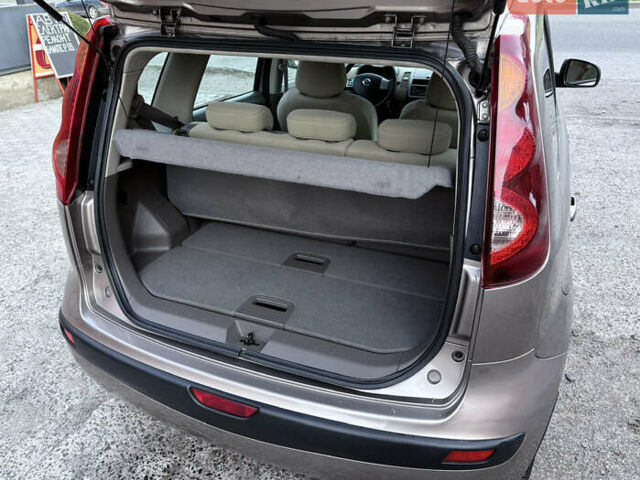 Бежевый Ниссан Ноут, объемом двигателя 1.4 л и пробегом 121 тыс. км за 6600 $, фото 6 на Automoto.ua