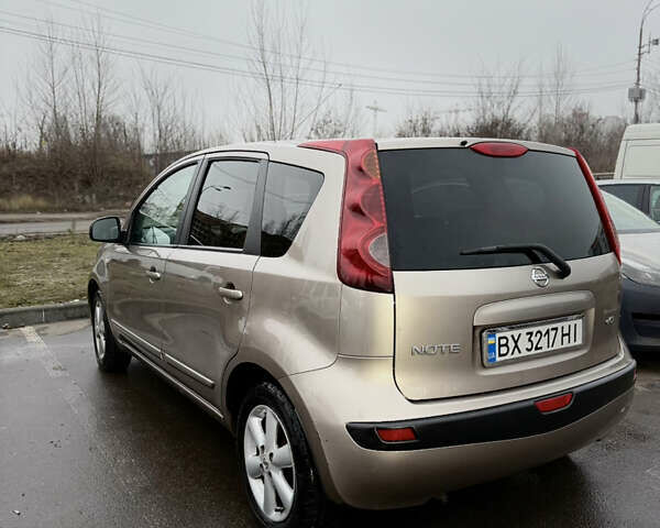 Бежевый Ниссан Ноут, объемом двигателя 1.46 л и пробегом 270 тыс. км за 5800 $, фото 4 на Automoto.ua