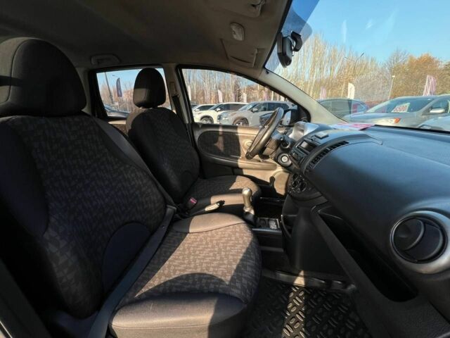 Бежевий Ніссан Ноут, об'ємом двигуна 1.4 л та пробігом 202 тис. км за 4400 $, фото 12 на Automoto.ua