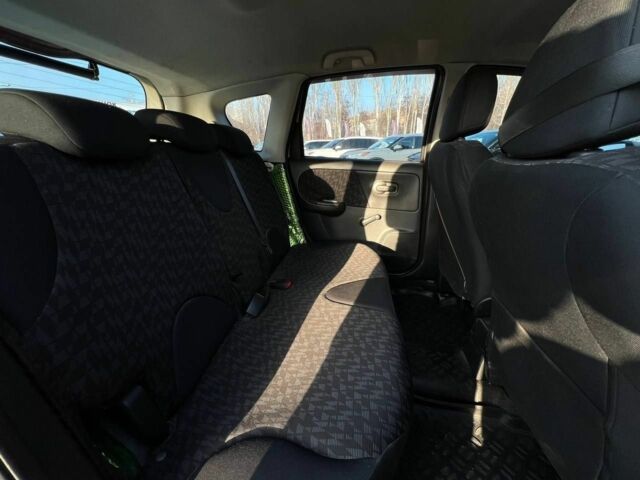 Бежевий Ніссан Ноут, об'ємом двигуна 1.4 л та пробігом 202 тис. км за 4400 $, фото 19 на Automoto.ua